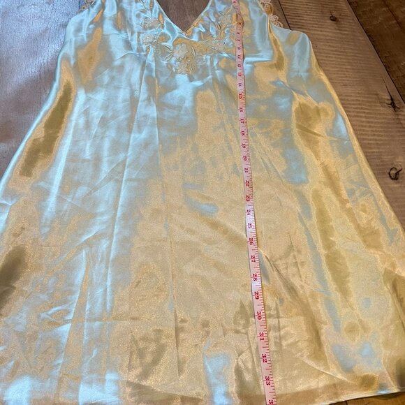Vintage Inner Most Lace Trim Embroidered Mint Satin Sleep Dress Size 1x - Picture 2 of 8
